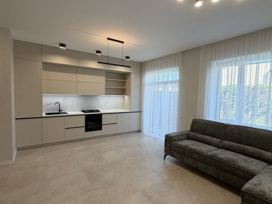 Продам таунхаус з новим ремонтом, 4 кімнати, газ  157.000 $ Буча