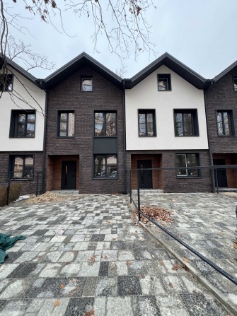Продаж тауну з розтермінуванням від забудовника! - фото 1