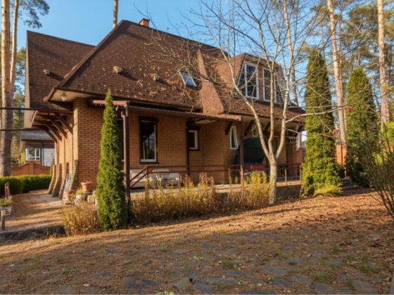 Преміальний будинок у Лісовій Бучі | 30+ соток | Басейн | Баня | Сосни