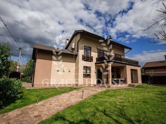 Продаж будинку 315м з ремонтом Берківці Стеценка Нивки 6 соток 4 спальні підвал Подільський район Бе