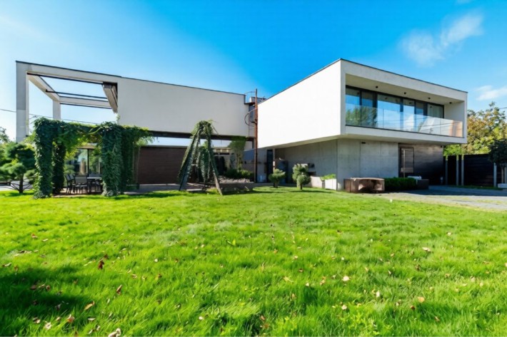 Продажа дома 490 квадратов Минимализм Киев - фото 1