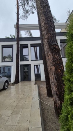 Таунхаус з газом та теплою підлогою, з 2 терасами, центр.комунікації - фото 1