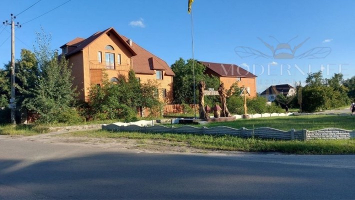 Продаж будинку  500 м² в м. Бортничі - фото 1