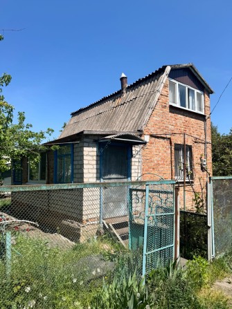 Продам доглянуту дачу з земельною ділянкою. Затишне місце для відпочинку, саду та городу. Гарний під - фото 1