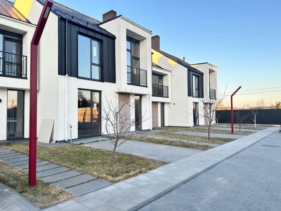 Продаж таунхауса 107 м² в КМ Loft Affair, Стоянка. Газ, центральні комунікації Ірпінь