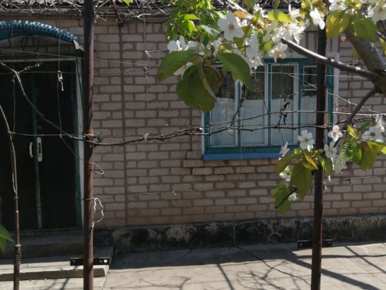 Продаю жилий  будинок  з присадибною ділянкою Кривий Ріг