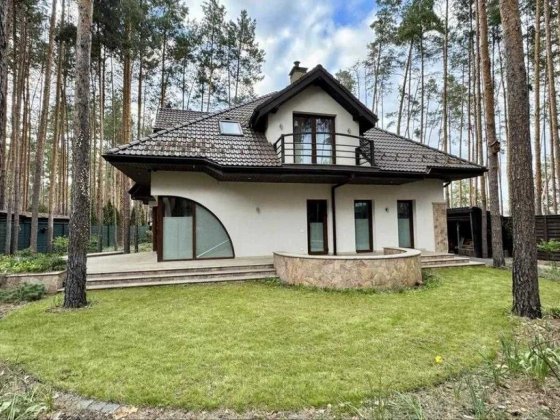 Шикарний будинок Буча ліс повна автономність- генератор, інвертор, акамулятор, охорона