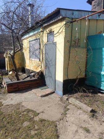 Продаж невеликого будинку біля центрального ринку - фото 1