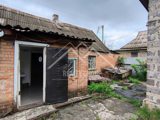 Продам будинок+гараж на Стрілі Кривий Ріг