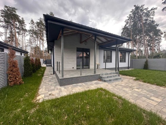 Одноповерховий будинок в лісовій Бучі з ремонтом, газ, центральна вода