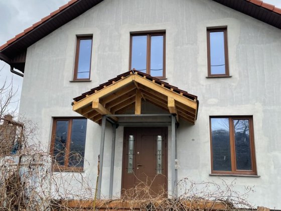 Будинок з бізнесом біля ріки Гданцівка