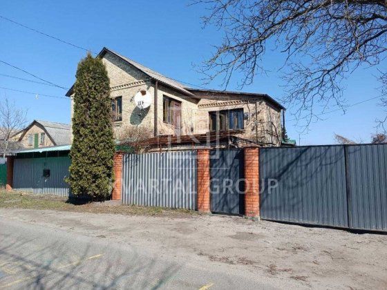 Продаж будинку з земельною ділянкою Буча