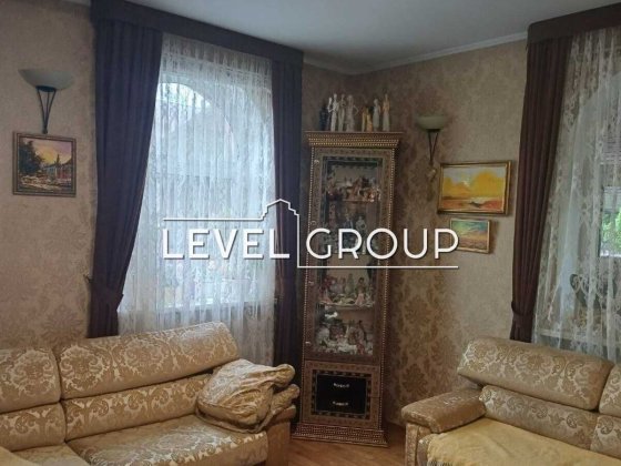 Відрадний Продаж Будинку з Гаражем у Солом'янському Районі вул.Бориславська 24 Київ