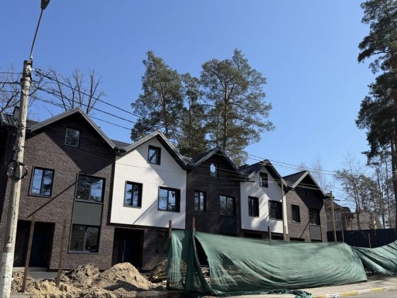 Таунхаус з власним переднім і заднім двориком Ірпінь Ірпінь