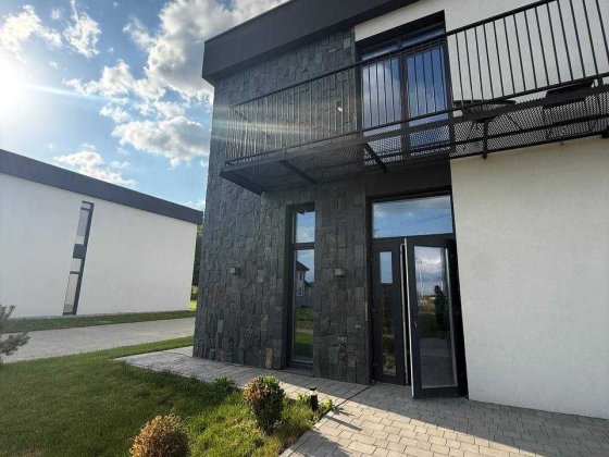 Будинок біля Царського озера. Поруч ліс. 790$/мкв. 5 соток землі. Хмельницкий