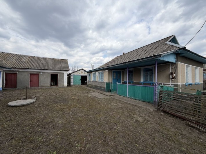 Продаж добротного будинку - фото 1