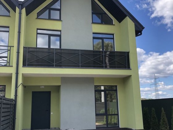 Стоянка продам Таун- хаус під оздоблення Ірпінь