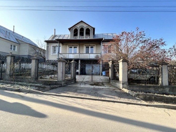 Продається 1/2 частина будинку - фото 1