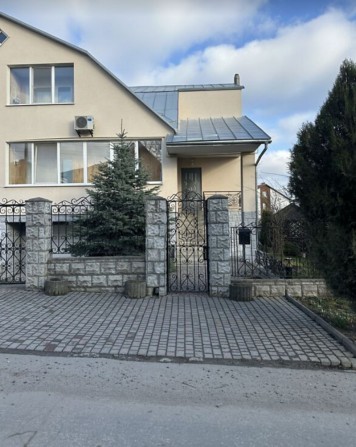 Затишний, якісно збудований будинок. Доглянута територія 34435 - фото 1