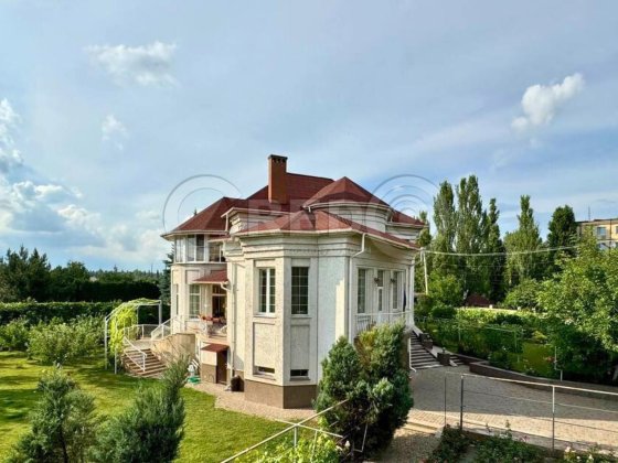 Продаж будинку, 420 кв.м., район «Світанок» Кривий Ріг