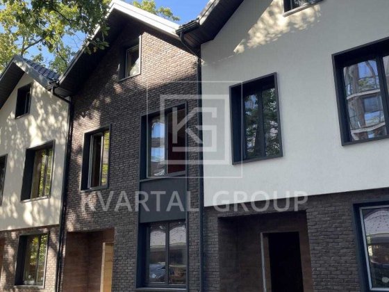 Продам Таунхаус який знаходиться в неймовірній локації!! Ірпінь