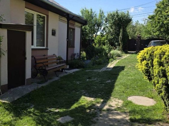 Продаю частину будинку на Грабнику Ровно