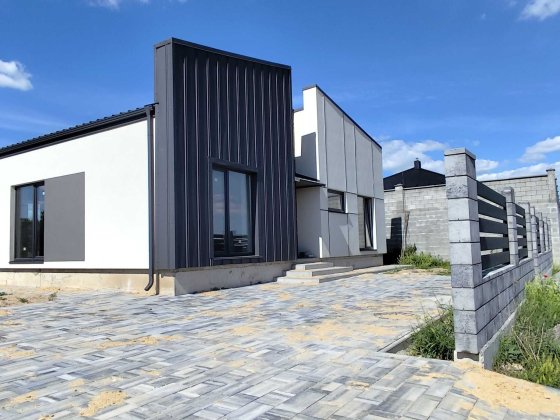 єОселя !!! Продам стильний  будинок ( 100 м²) на приватизованій земельній ділянці 5 сот. Ровно