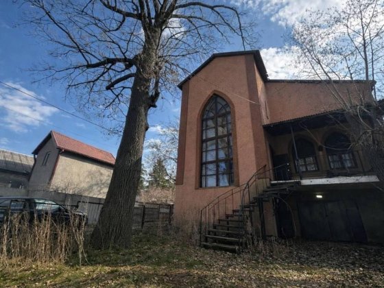 Архітектурний будинок у зеленій зоні Ірпіня Ирпень