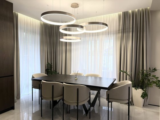 Продам будинок масив Криниченька р-н Зоопарк. Ровно