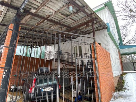 29624 Два окремі входи, тепла підлога та два гаражі! Великий будинок 129 кв.м у Дубовому di Хмельницкий