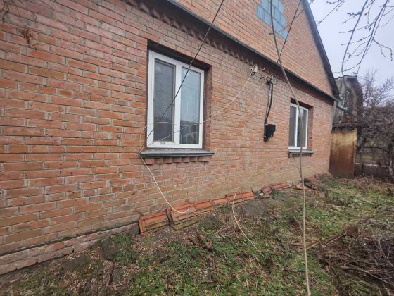 Продам просторий будинок р-н Поділ Полтава