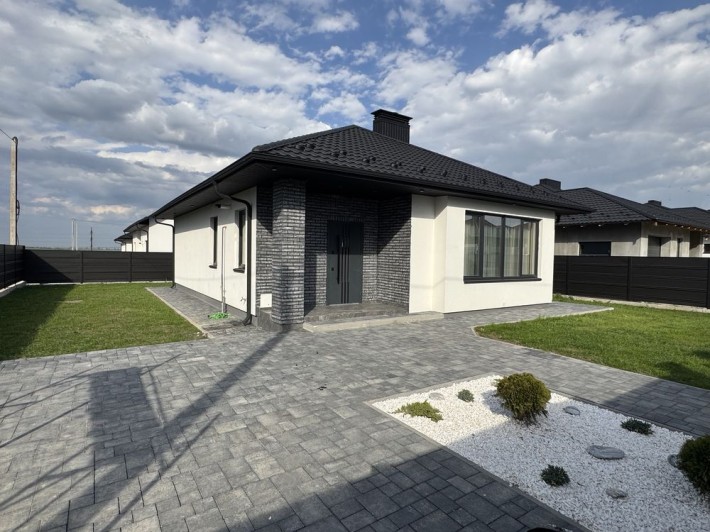 Власник,Продам стильну американку з ремонтом та меблями - фото 1