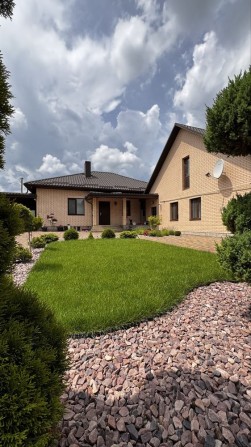 Продаж два будинки на одній ділянці - фото 1