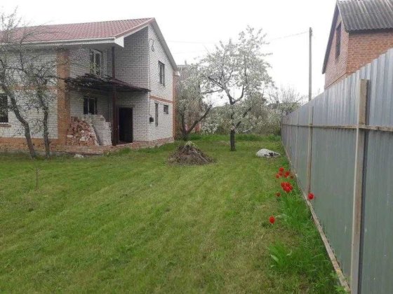 Продається дачний цегляний будинок на Вороніна Полтава