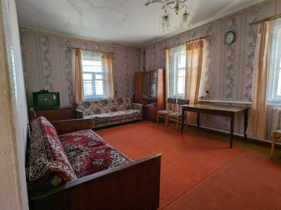 Продаж будинку з житловим флігелем в Полтаві.