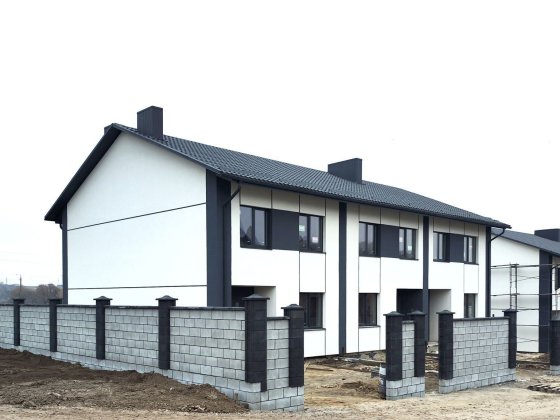 )( Продаж котеджу з газовим постачанням Ровно