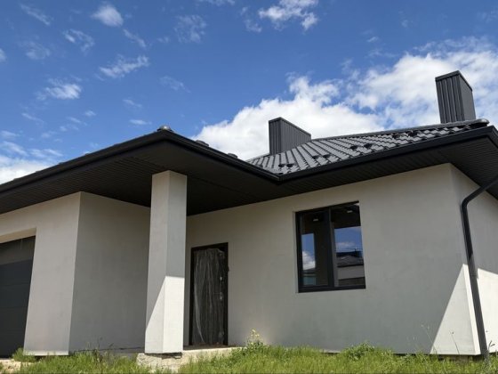 Продаж окремого будинку  Макарова.  Район 3-ї поліклініки, авторинку (навпроти ЖК «Країна Мрій») Ровно