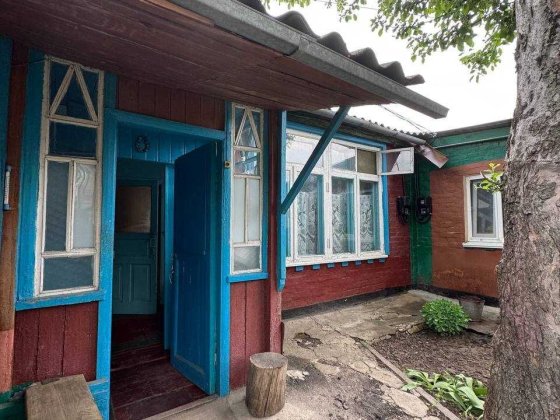 Продаж!  Частина будинку. Центральна частина міста!