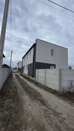 Продаж будинку з ділянкою - фото 1