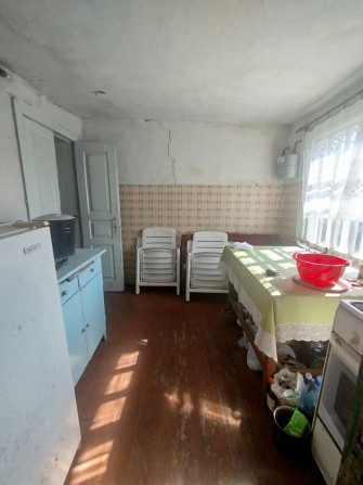 Яківці, продам частину будинку з окремим двором - фото 1