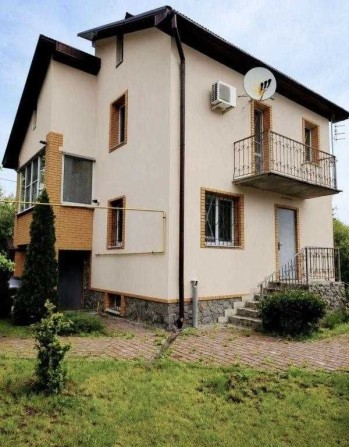 У продажу сучасний цегляний 3/х поверховий будинок 2015 року побудови - фото 1