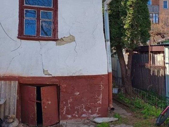 "Продається частина будинку в центральній частині міста Ровно