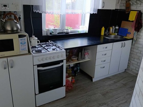 44006 ЧАСТИНА БУДИНКУ З ВЛАСНИМ ДВОРОМ У ГРЕЧАНАХ — 3 КІМНАТИ, ГАЗОВИЙ КОТЕЛ, СЕПТИК, ОКРЕМИЙ САРАЙ  Хмельницкий