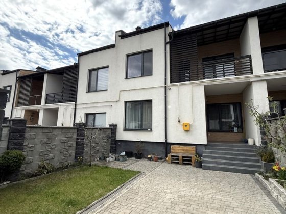 НАЙНИЖЧА ЦІНА НА КОТЕДЖ НА ЩАСЛИВОМУ З РЕМОНТОМ— 1065$/м² Рівне