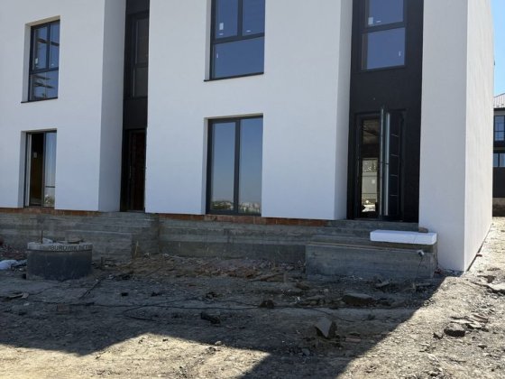 Продаж таунів  в затишній локації чекають своіх господарів Чернівці