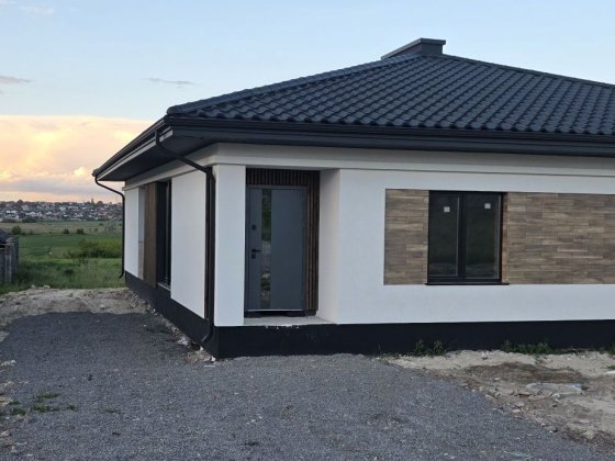 Американка на 2 сім'ї Котедж 76м2 в передмісті на 3 кімнати Дуплекс будинок двоян Рівне