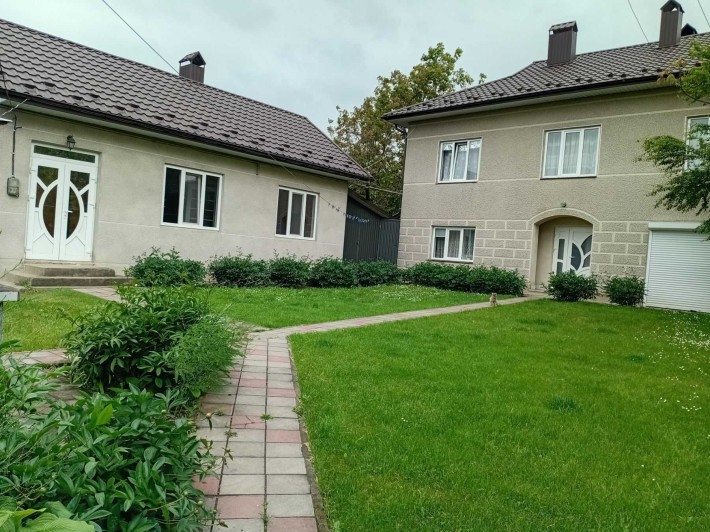 Продам домоволодіння 170 м.кв.зі зручностями на виїзді з Садгори - фото 1