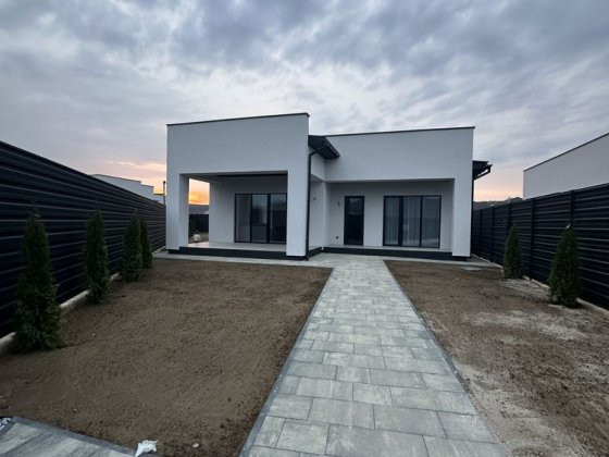 Продаж готового до заселення будинку м.Ужгород р-н Підлипники