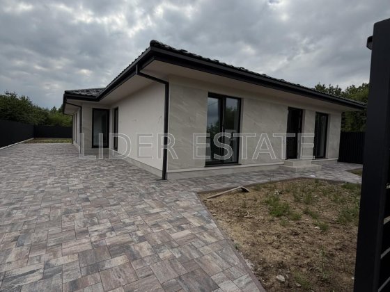 Продаж будинку в Ужгороді: 3 кімнати, 140 м², 6.2 сотки!