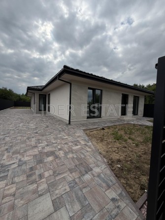 Продаж будинку в Ужгороді: 3 кімнати, 140 м², 6.2 сотки! - фото 1